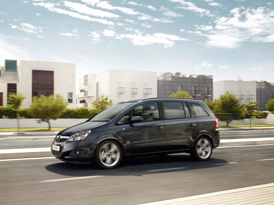  Chevrolet Zafira 2008 года  (фото 2 из 6)